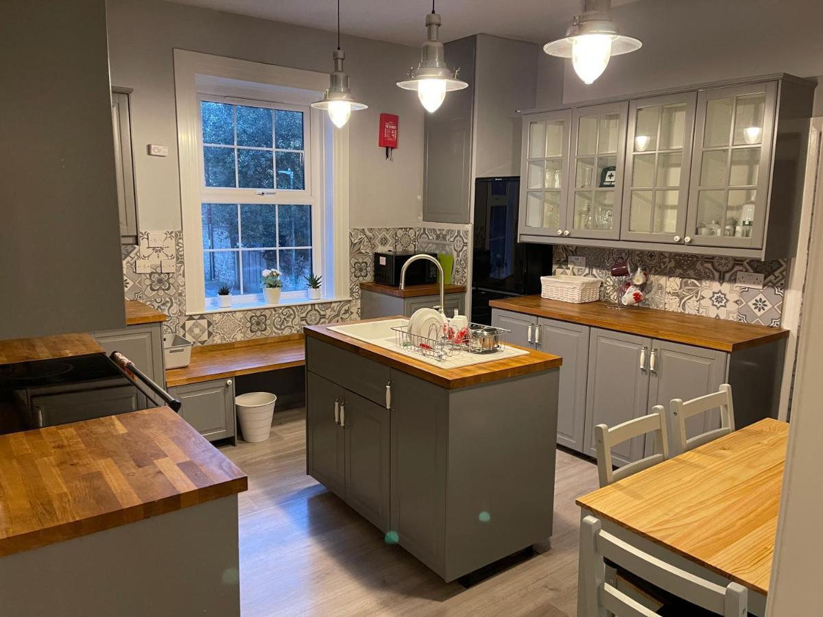 Дом отдыха Spacious 4-bed In The Heart Of *